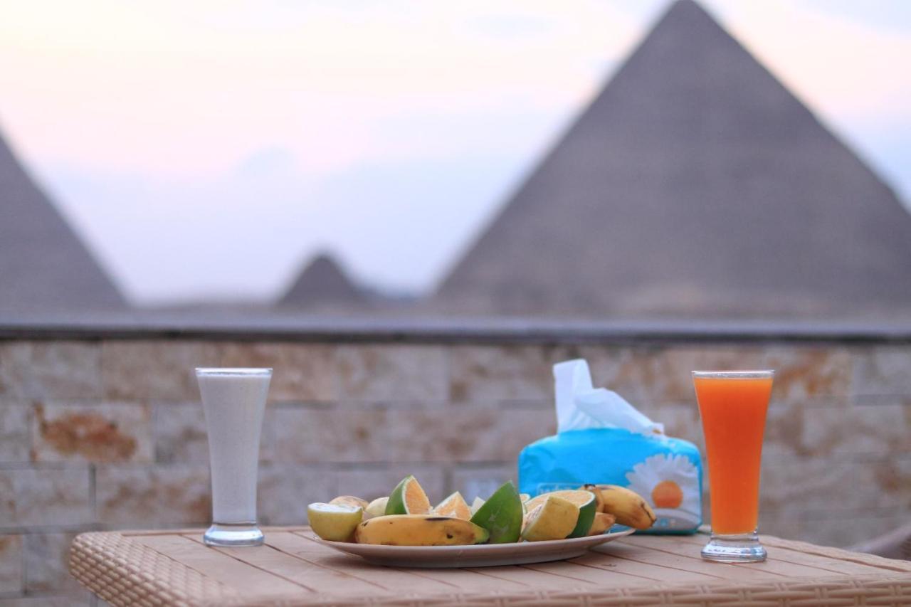 Pyramids Hills Hotel