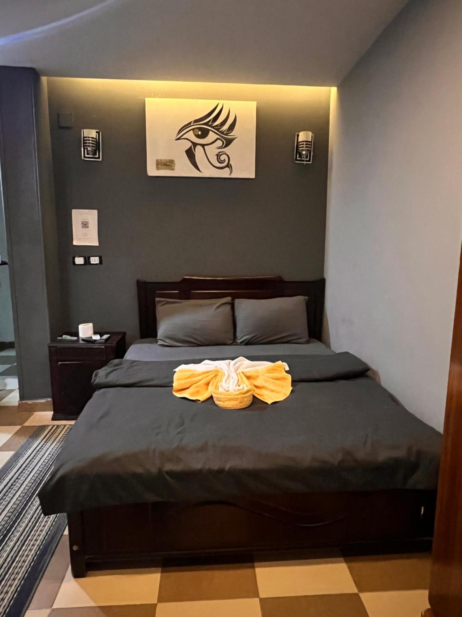 Hotel Pyramids Hills 4*